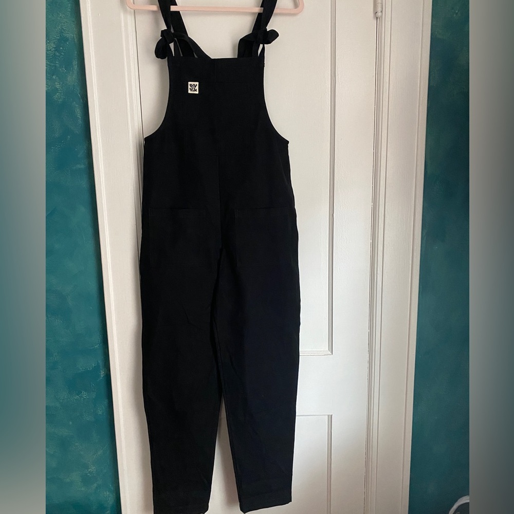 Lucy & Yak Black Original Dungarees in UK 6 / US 2